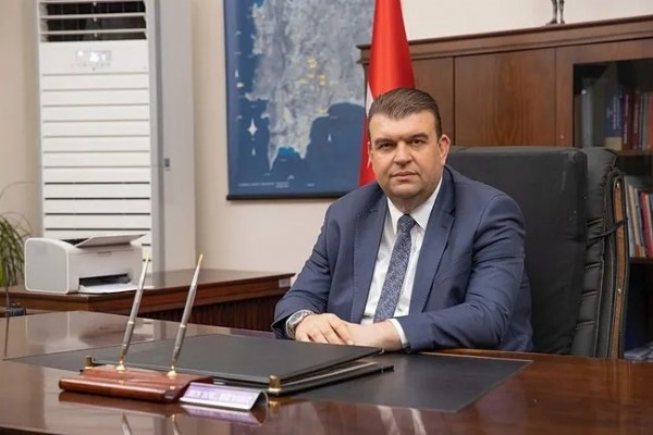 CHP’li Belediyede TikTok şakası! Engelli personele kolonya döküp ateşe verdiler!